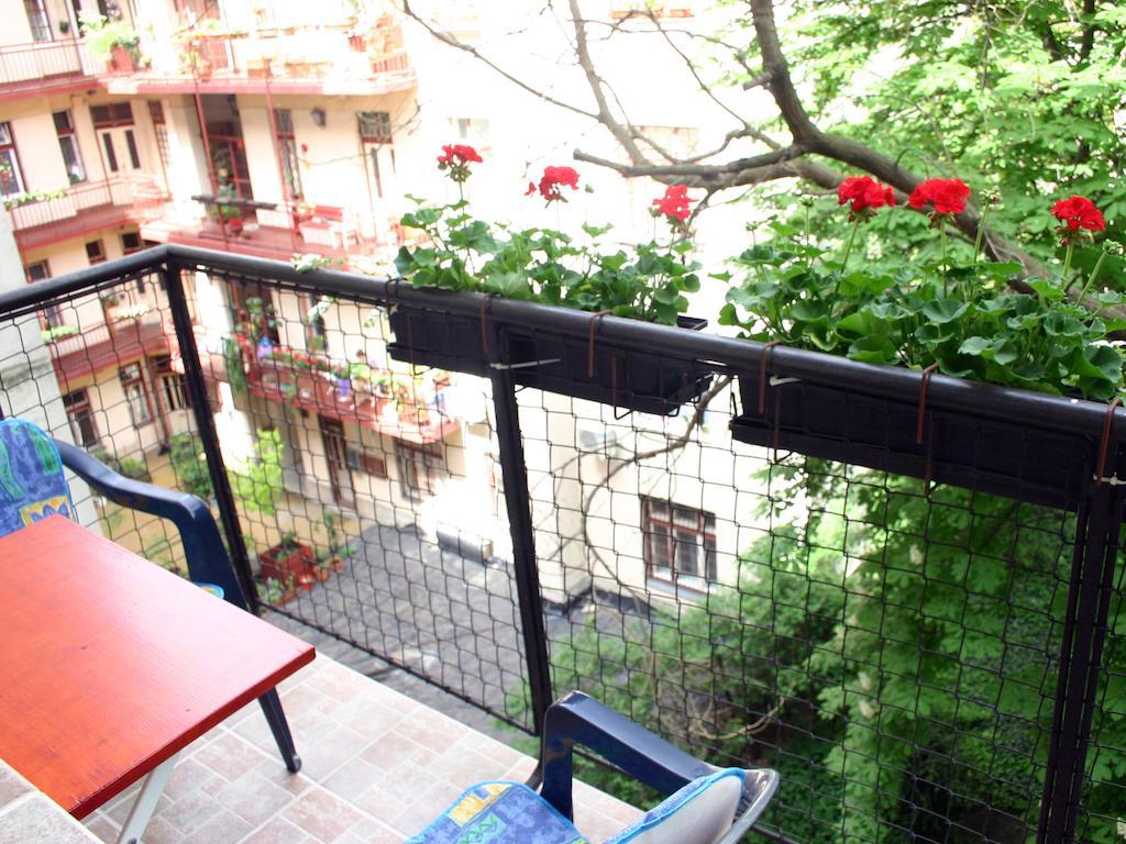 Arriva Balcony Studio Budapest Camera foto
