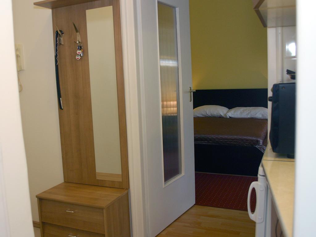 Arriva Balcony Studio Budapest Esterno foto